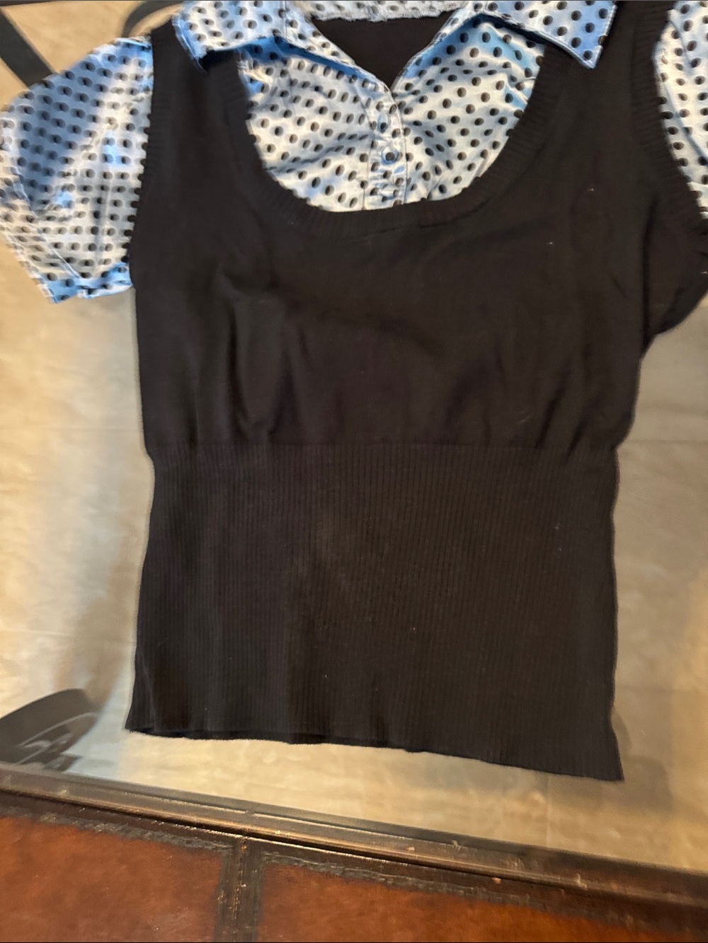 Vintage y2k Star City Black Knit Overlay Top with Blue Polka Dot Puff Sleeves - Picture 5 of 7